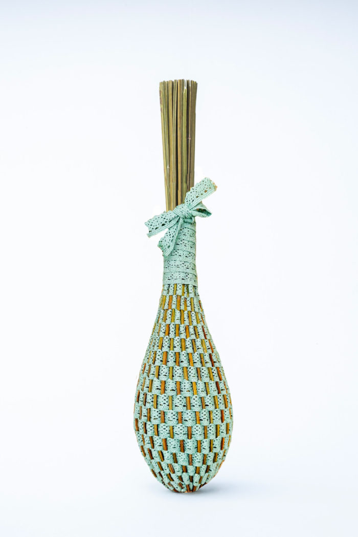 lavender wand green lace - Image 1